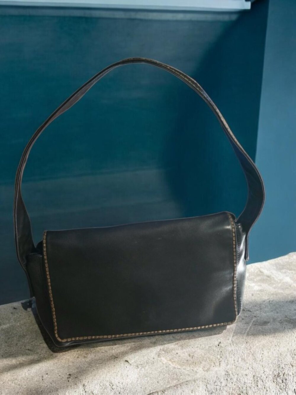 EUC MARCO BUGGIANI VTG Black Leather Full Front Flap with Top Stitching Satchel